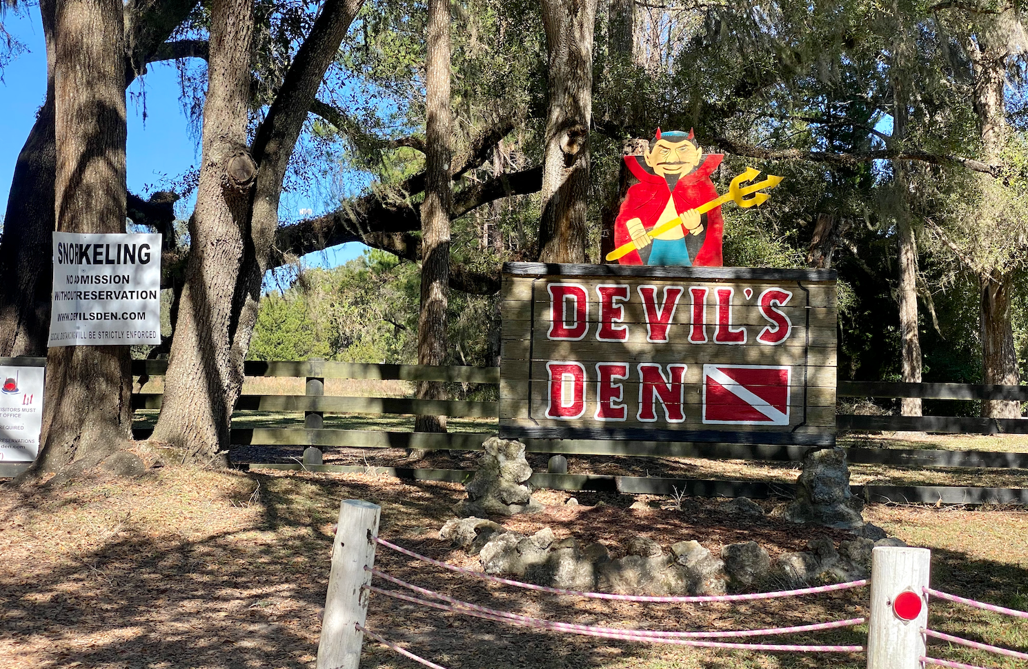 devil's den entrance