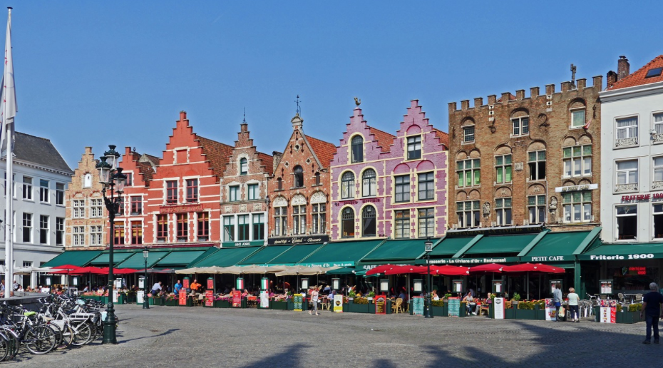 Things to do in Bruges - market square