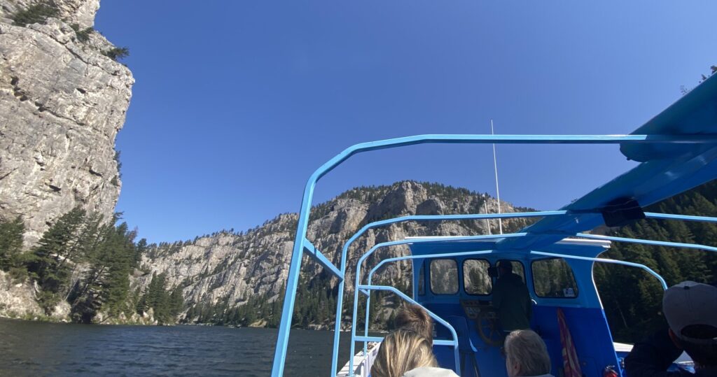 gates of the mountains boat tour on the missouri river