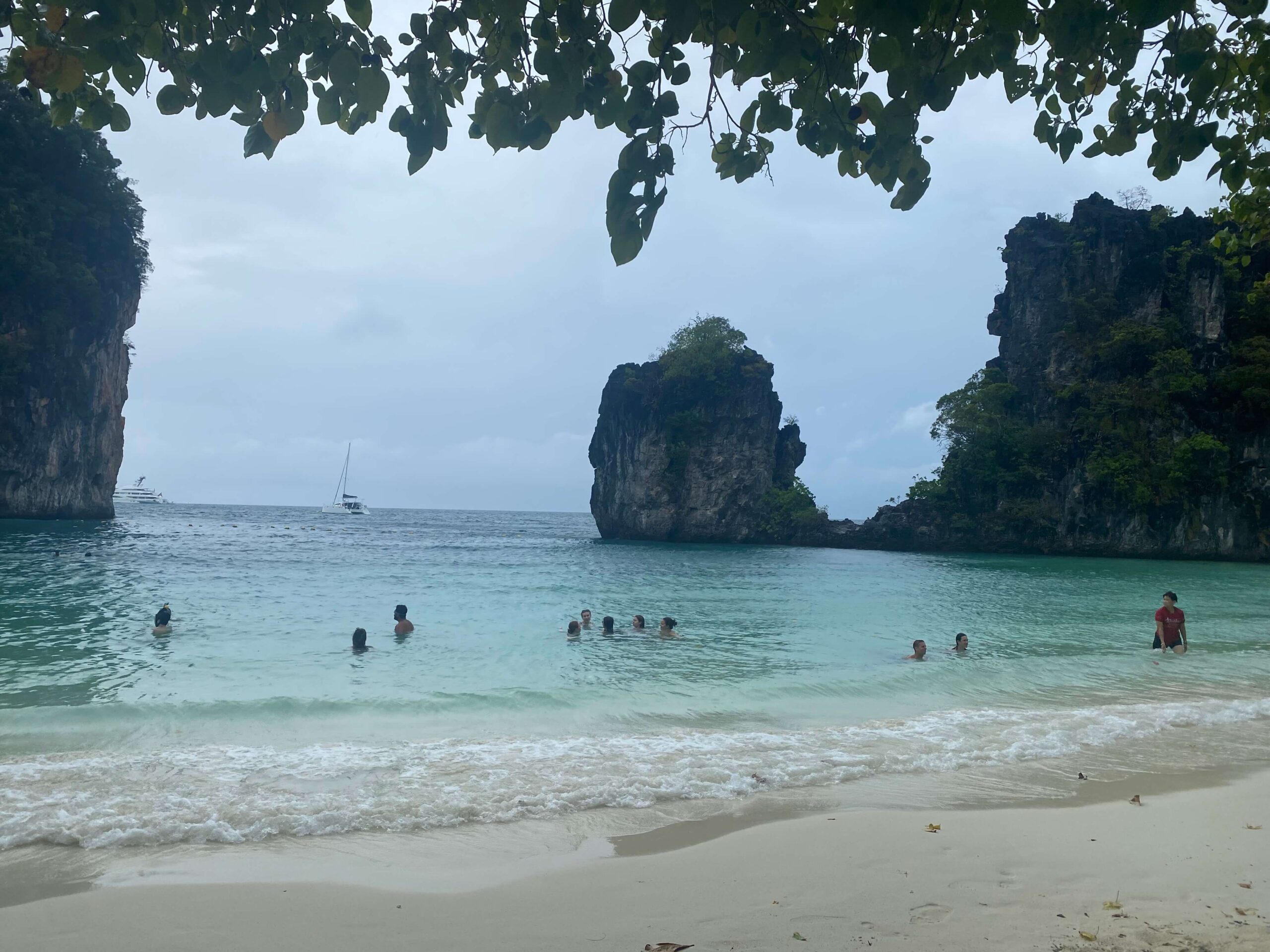 beach in thailand with limestone cliffs - beautiful places in Thailand