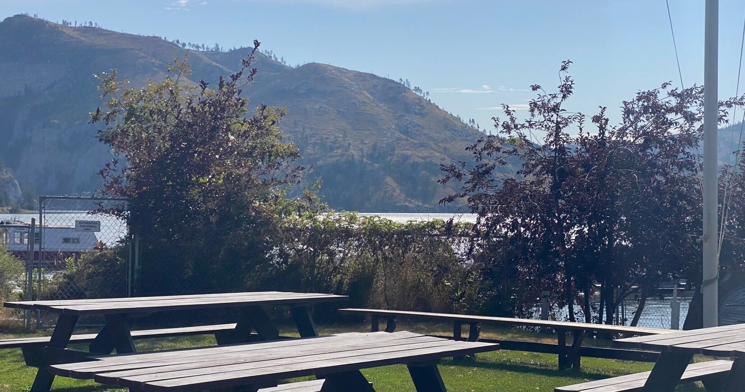 picnic benches at gates of the mountains