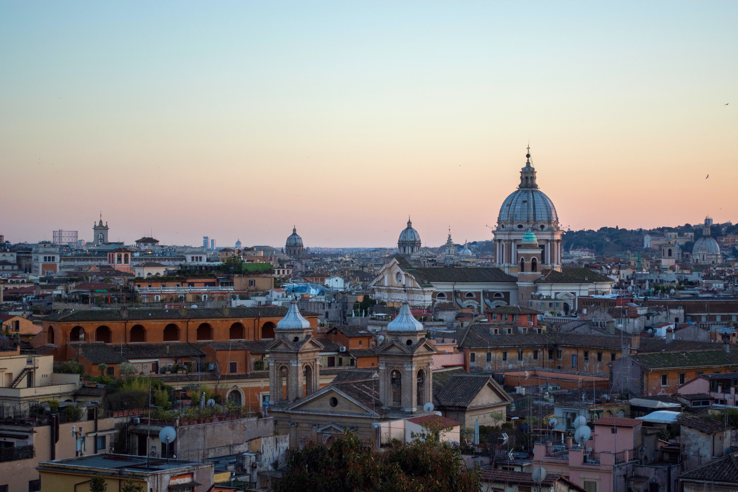 City skyline of Rome - beautiful places in italy