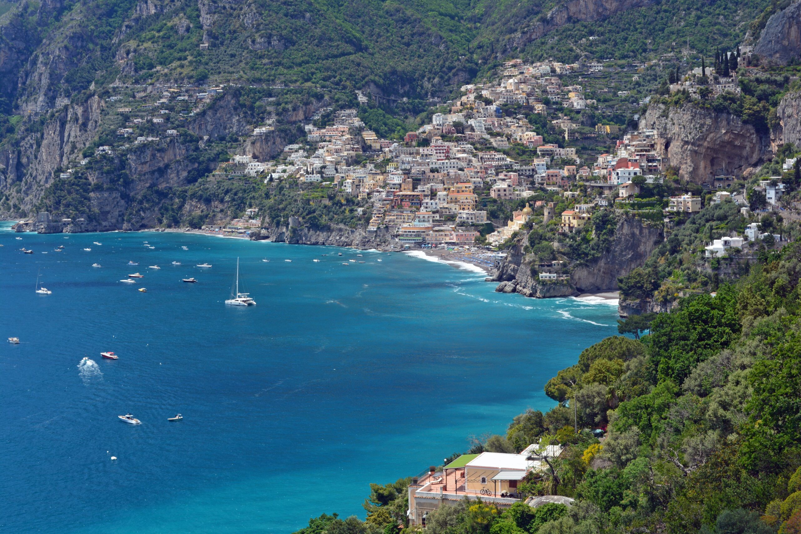 The amalfi Coast - beautiful places in italy