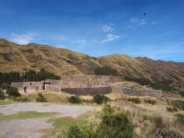 inca ruins with mountains