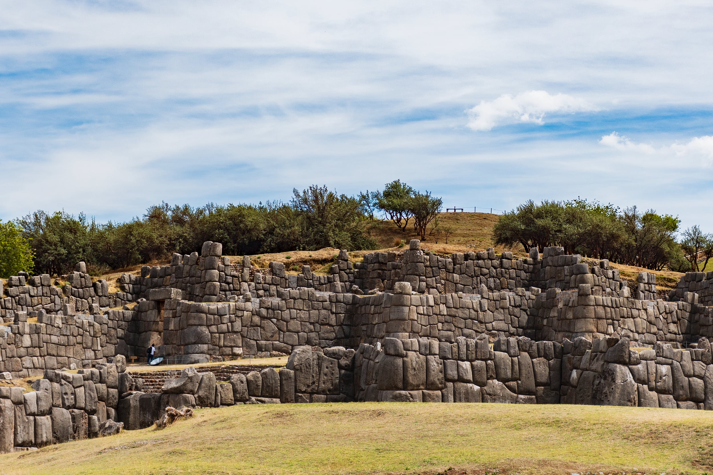 inca ruins in cusco peru