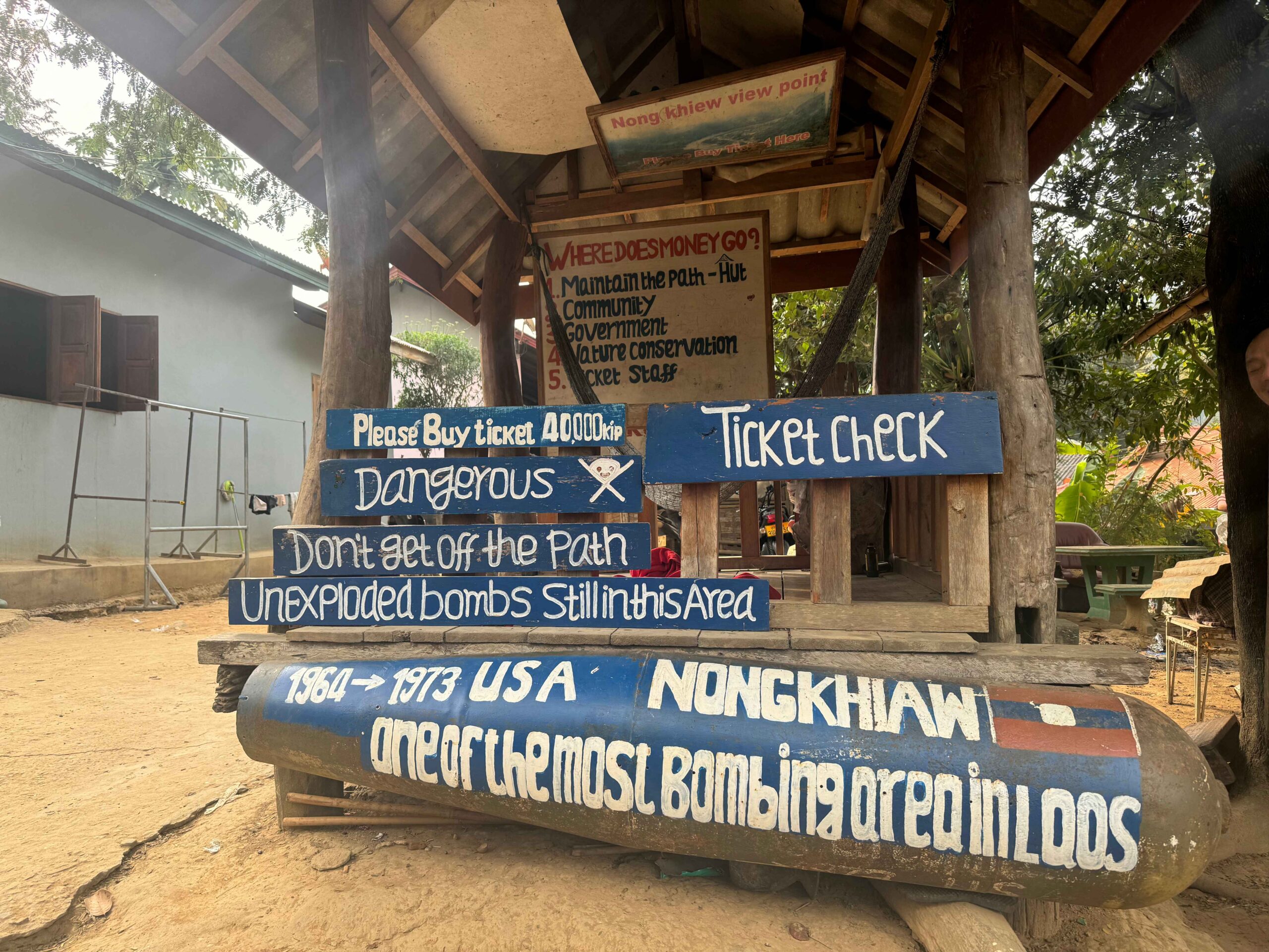 Pha Daeng viewpoint entrance ticket office